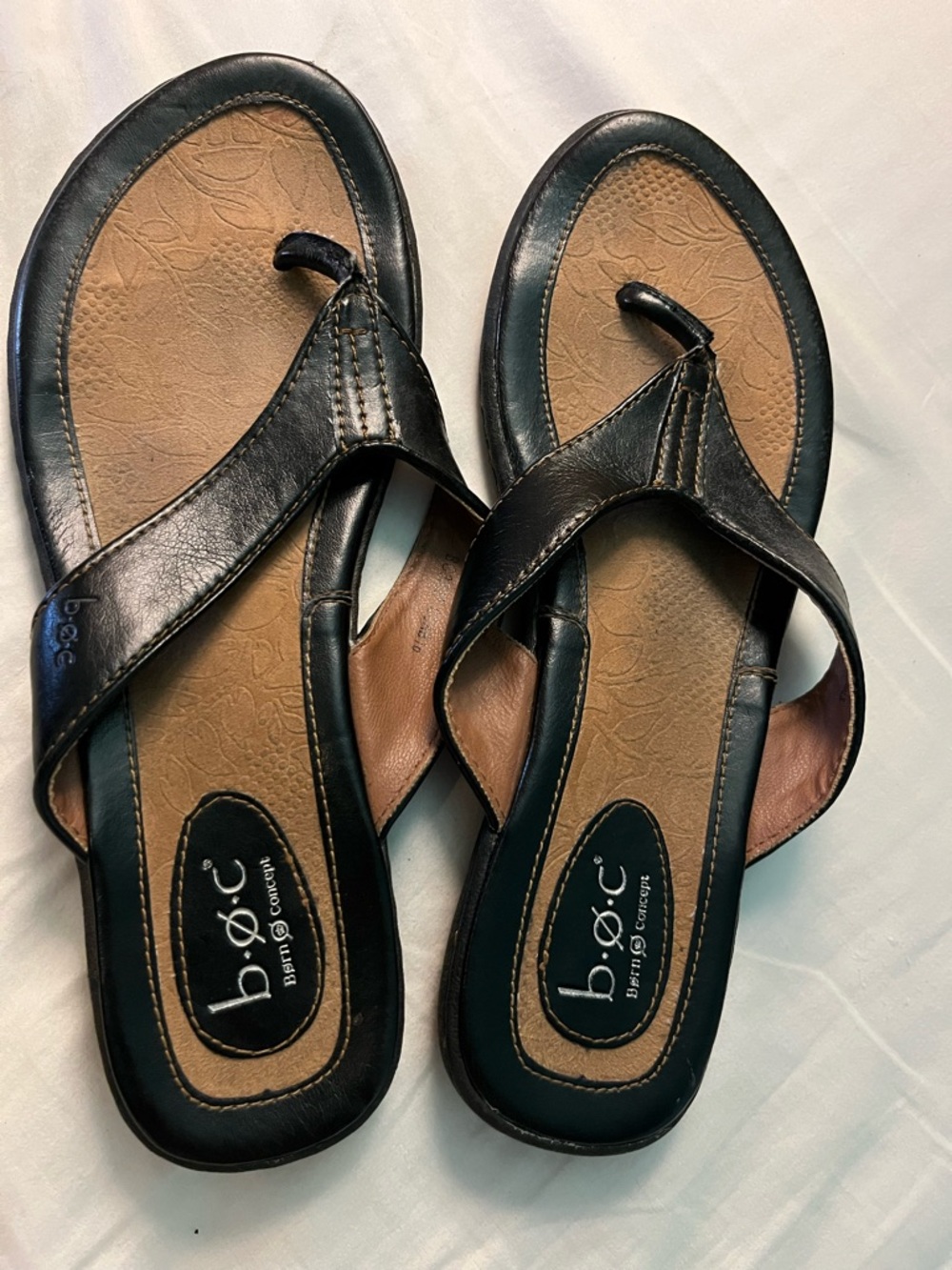 b.ø.c (BØRN Concept) Black Leather Thong Sandals 8
